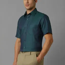 Louis Philippe Green Cotton Regular Fit Printed Shirt image 3