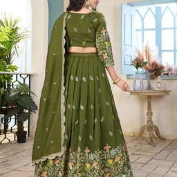 SHOPGARB Embroidered Thread Work Semi-Stitched Lehenga & Unstitched Blouse With Dupatta image 2