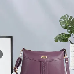 Lancer Sling Bag-picture-21