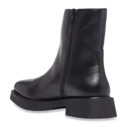 Monrow Women's Black Casual Booties image 5