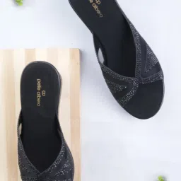 Pelle Albero Women's Black Casual Wedges image 1