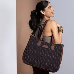 ZOUK Ikat GreRed Printed Tote Handbag image 1