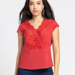 SHAYE Red V-Neck Short Sleeves Casual Top For Women-image-31