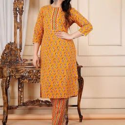 Vishakha Style Women Ethnic Motifs Printed Regular Thread Work Kurta with Trousers-image-41