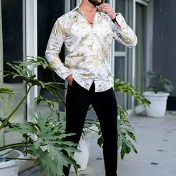 Foomer Men Standard Opaque Striped Casual Shirt image 2