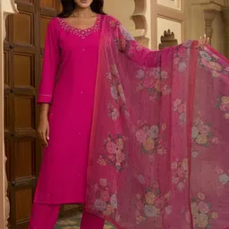 Navlik Floral Embroidered Round Neck Thread Work Kurta With Trousers & Dupatta image 5