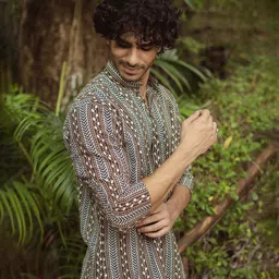 Shasak Men Chevron Printed Pure Cotton Kurta image 4