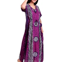 BOMBSHELL Printed Maxi Nightdress image 2