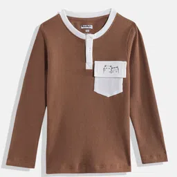 makemyfab Boys Waffle Knit Henley Neck Pocket Detailing T-shirt-image-63