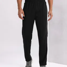 HRX by Hrithik Roshan Men Rapid Dry Training Track Pants image 3