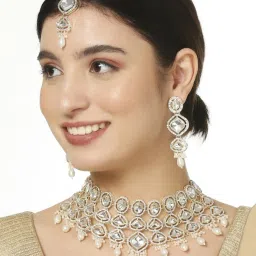 OOMPH Gold Kundan Ethnic Choker Necklace Set image 2