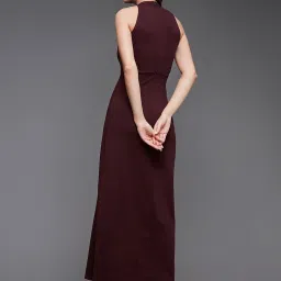 Miss Chase Maroon Relaxed Fit Maxi Dress image 2