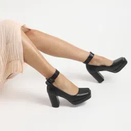 Truffle Collection Women's Black Ankle Strap Sandals-picture-44