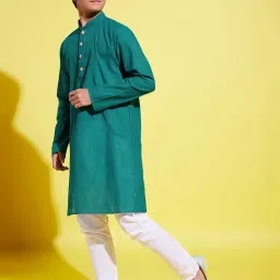 VASTRAMAY Boys Green Cotton Self KurtaSets image 2