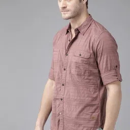 Roadster Men Mauve Solid Pure Cotton Sustainable Casual Shirt image 4
