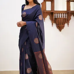 AMRUTKALA SAREES Woven Design Zari Silk Blend Banarasi Saree image 3