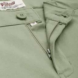 The Roadster Lifestyle Co. Men Solid Tapered Fit Regular Trousers image 4