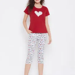 Clovia Maroon & White Floral Print Top & Capris Set-image-27