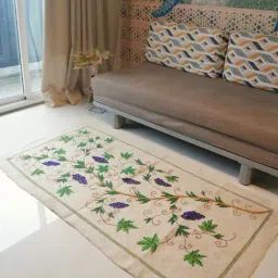 Swadeh Multicolor Wool Woven Grape Trail Living Room Rug-image-42