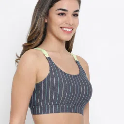 Clovia Grey Non Wired Padded Sports Bra image 3