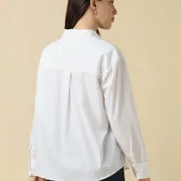 Allen Solly White Regular Fit Shirt image 2