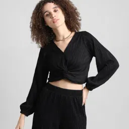 Only Black Regular Fit Crop Top-picture-15