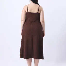 Qurvii Brown Slim Fit Dress image 2