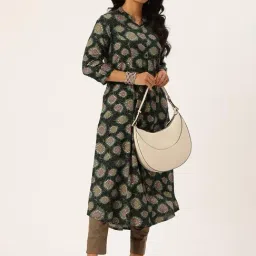AMUKTI Green Geometric Printed Kurta image 4