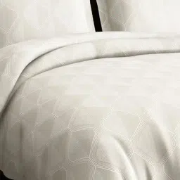 Spaces Cream Cotton Geometric Design 300 TC Double Bedsheet with 2 Pillow Covers image 4