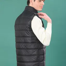 V-Mart Men Colourblocked Lightweight Puffer Jacket image 2