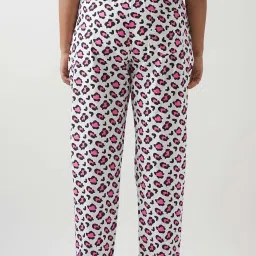 Bewakoof White Print Cotton Regular Fit Pyjamas image 2