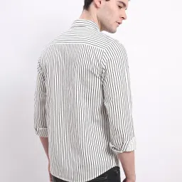 Lee White Regular Fit Striped Cotton Shirt image 2