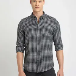 The Bear House Black Slim Fit Check Cotton Shirt-picture-23