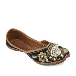 Desi Colour Women's Black Ethnic Juttis-image-19