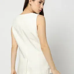 GAP Off White Regular Fit Solid Waist Coat image 2