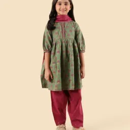 Fabindia Girls Green Cotton Printed Salwar Set-image-35