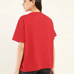 Levi's Red Cotton Regular Fit Printed T-Shirt image 2
