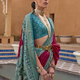 Elora Pink & Blue Woven Saree With Unstitched Blouse image 2