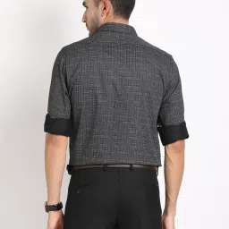 Turtle Black Cotton Regular Fit Printed Shirt image 2