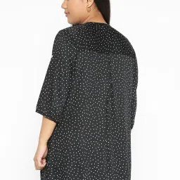 theRebelinme Black Printed Regular Fit Shirt image 2