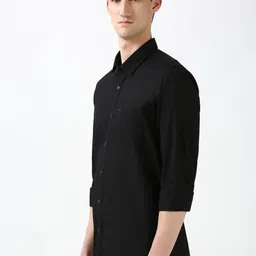 Peter England Casuals Men Spread Collar Solid Cotton Slim Fit Casual Shirt image 3