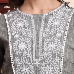 KALINI Ethnic Motifs Embroidered Thread Work Pure Cotton Thread Work A-Line Kurti image 4