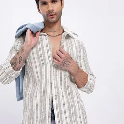 UNRL Vertically Self-Striped Opaque Casual Shirt-picture-18