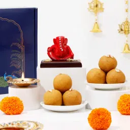 Traditional Crimson Red Ganesha Idol Hamper image 1