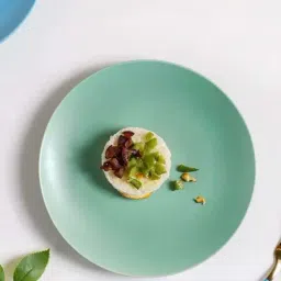 Nestasia Microwave-Safe Matte Green Round Ceramic Snack Plate, 8-inch-picture-12