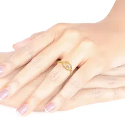 Malabar Gold and Diamonds 18k IGI Certified Diamond Yellow Gold Ring for Women image 2