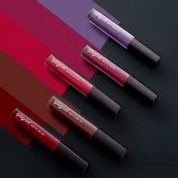 PILGRIM Matte Me Up Liquid Lipstick 03 Bossy Brown - 3 ml image 2