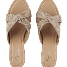 D'LORZERI Women's Beige Cross Strap Wedges image 4