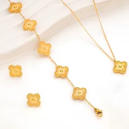 Designs & You Gold Plated Anti Tarnish Clover Jewellery Set image 2