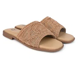 13 Reasons Women One Toe Flats image 4